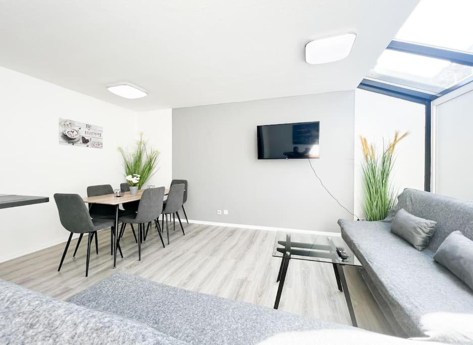 Schickes Apartment In City Lage B7 Karlsruhe Bagian luar foto
