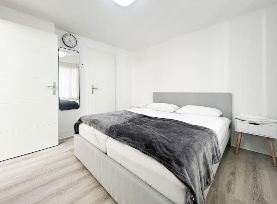 Schickes Apartment In City Lage B7 Karlsruhe Bagian luar foto