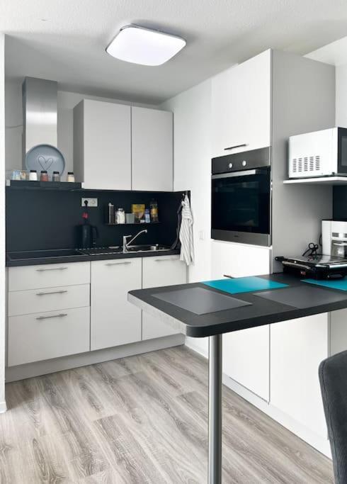 Schickes Apartment In City Lage B7 Karlsruhe Bagian luar foto