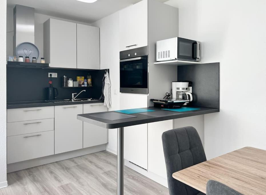 Schickes Apartment In City Lage B7 Karlsruhe Bagian luar foto